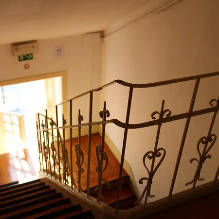 Viriato 2* Лиссабон